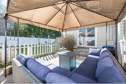 2941 Harvey Avenue, Oceanside, NY 11572 - Photo 23