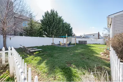 2941 Harvey Avenue, Oceanside, NY 11572 - Photo 27