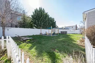 2941 Harvey Ave, Oceanside, NY 11572 - Photo 27