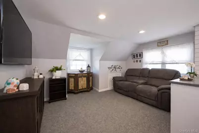 2941 Harvey Avenue, Oceanside, NY 11572 - Photo 15