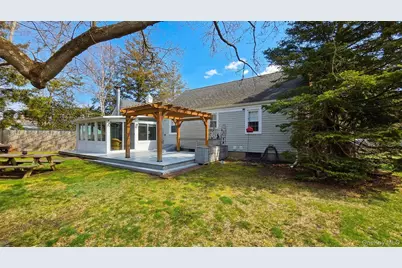 32 Atlantic Avenue, East Moriches, NY 11940 - Photo 7