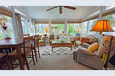 32 Atlantic Avenue, East Moriches, NY 11940 - Photo 15