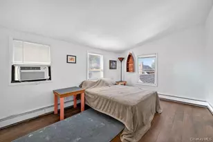 84-50 266th St, Floral Park, NY 11001 - Photo 13