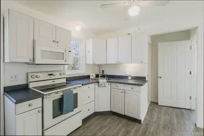 47 Queen Drive, Sound Beach, NY 11789 - Photo 9