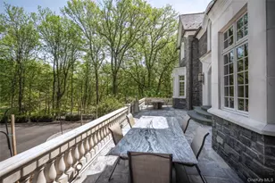 3 Vincent Ln, Armonk, NY 10504 - Photo 5