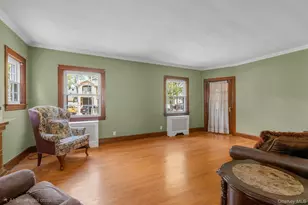 190 Bryant Ave, Floral Park, NY 11001 - Photo 5