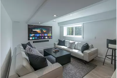 15 Palo Alto Drive, Hampton Bays, NY 11946 - Photo 25