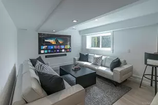 15 Palo Alto Dr, Hampton Bays, NY 11946 - Photo 25