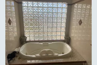 158-28 86 Street, Howard Beach, NY 11414 - Photo 23