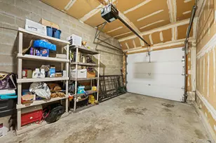 2840 Nicole Ct, Oceanside, NY 11572 - Photo 15