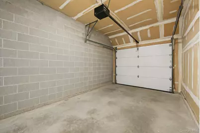 2840 Nicole Court, Oceanside, NY 11572 - Photo 27