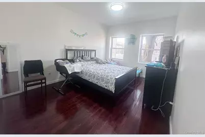 102-03 Jamaica Avenue, Richmond Hill, NY 11418 - Photo 11