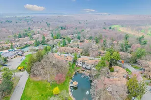 129 Golf View Dr, Jericho, NY 11753 - Photo 25