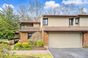 129 Golf View Dr, Jericho, NY 11753 - Photo 3