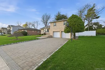 51 Ivy Drive, Jericho, NY 11753 - Photo 3