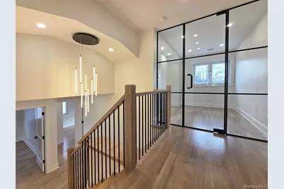 208 Wetherill Road, Garden City, NY 11530 - Photo 25