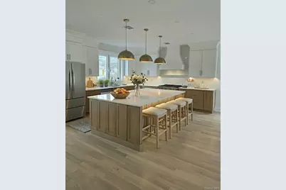 208 Wetherill Road, Garden City, NY 11530 - Photo 7