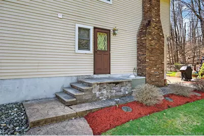 449 W Mombasha Road, Monroe, NY 10950 - Photo 33