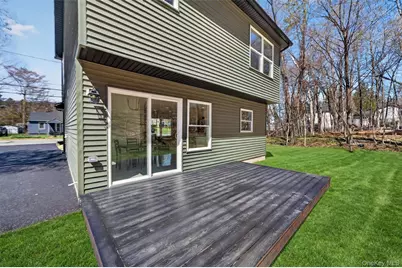 111 Cedar Avenue, New Windsor, NY 12553 - Photo 37