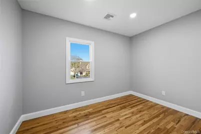 10 Curlin Lane, Saint James, NY 11780 - Photo 19