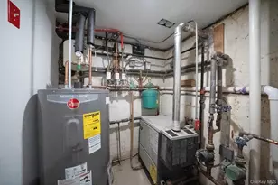 89-33 238th St, Bellerose, NY 11426 - Photo 31