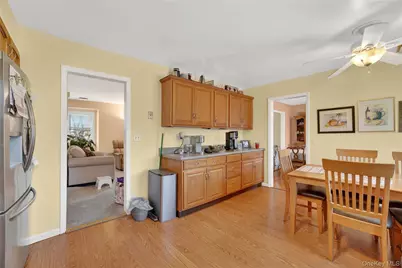 276 5th Avenue, New Rochelle, NY 10801 - Photo 15
