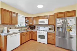 276 5th Ave, New Rochelle, NY 10801 - Photo 13