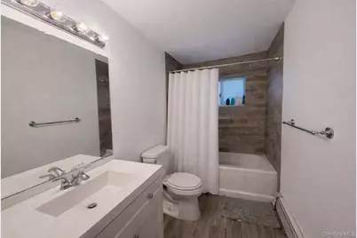 2 7 Lambert Avenue, Farmingdale, NY 11735 - Photo 5