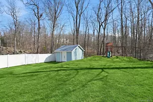 19 Lillian Rd, Mahopac, NY 10541 - Photo 45