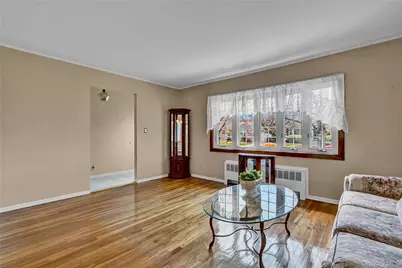 70 Martin Road N, Bethpage, NY 11714 - Photo 7