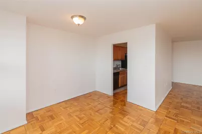 1841 Central Park Avenue #10P, Yonkers, NY 10710 - Photo 5
