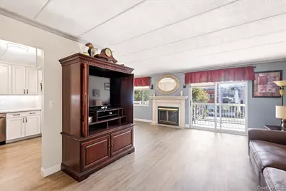 540 Ellsworth Avenue #D2, Bronx, NY 10465 - Photo 15