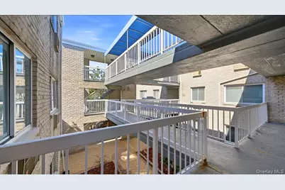 540 Ellsworth Avenue #D2, Bronx, NY 10465 - Photo 23