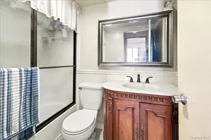 540 Ellsworth Ave, Bronx, NY 10465 - Photo 9