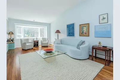 1 Deusenberg Drive, East Norwich, NY 11732 - Photo 3