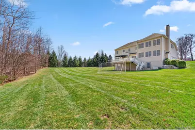 2 Holly Crescent, Hopewell Junction, NY 12533 - Photo 33