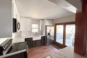 451 E Main St, Jefferson Valley, NY 10535 - Photo 7