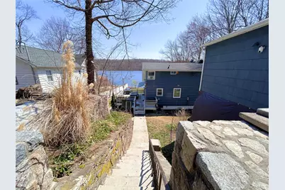 451 E Main Street, Jefferson Valley, NY 10535 - Photo 3