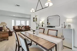 44 McCulloch Dr, Dix Hills, NY 11746 - Photo 15