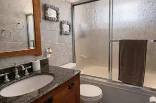 56 Beverly Rd, Merrick, NY 11566 - Photo 5