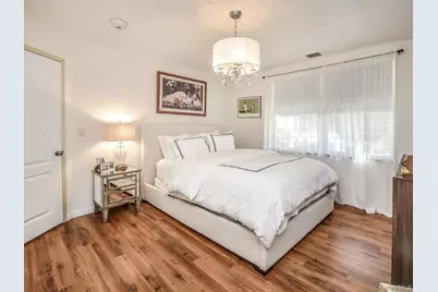 400 Carney Street #607, Glen Cove, NY 11542 - Photo 11