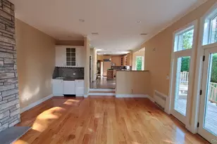 14 Potters Ln, New Rochelle, NY 10805 - Photo 7