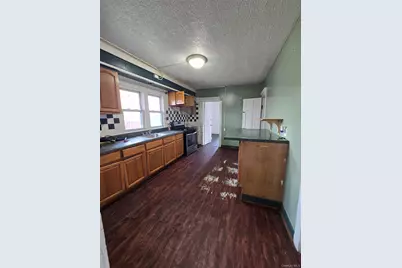 14262 Bascom Avenue, Jamaica, NY 11436 - Photo 7