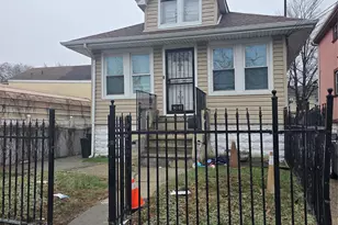 142-62 Bascom Ave, Jamaica, NY 11436 - Photo 3