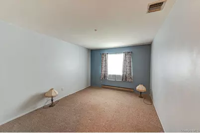 209 Cabot Court S, Saint James, NY 11780 - Photo 7