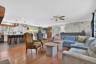 49 Clover Hill Drive, Poughkeepsie, NY 12603 - Photo 3