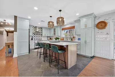 49 Clover Hill Drive, Poughkeepsie, NY 12603 - Photo 9