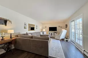 29 Loebel St, Selden, NY 11784 - Photo 9