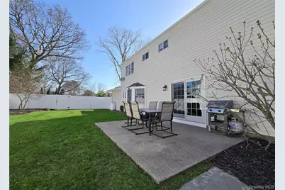 29 Loebel Street, Selden, NY 11784 - Photo 25