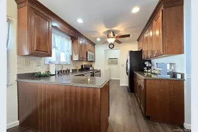 29 Loebel Street, Selden, NY 11784 - Photo 5